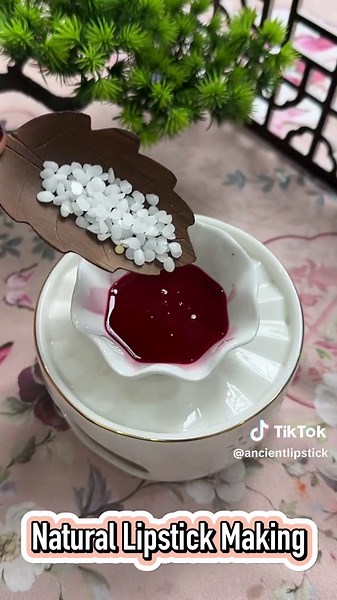 No.14 Flower Natural Lipstick Making Tutorial in China❤️ Hope you like the color❤️ #asmr #oriental #homemade #naturalbeauty #lipglossmaking #lipsticktutorial #manual #tranditional #lipsticklover #lipstickchallenge #fyp #handmade