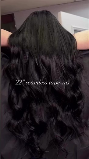 Elevated hair, elevated standard.⚜️ • • Seamless tape-ins best for thin to medium density ✨ • BOOK NOW 📲🤍
