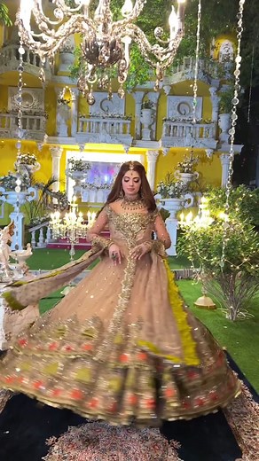 Elegant Golden Dress for Special Occasions