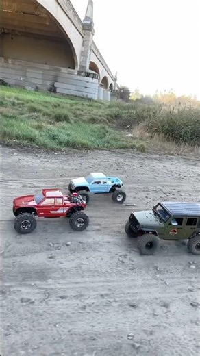 Rc Crawler race #rcshorts #explore #rcfun #rccommunity #redcat #redcatracing #rockcrawler #rcrace