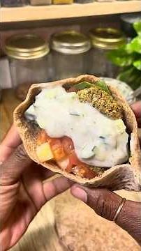 It’s another Vegan Value Meal and today we’re making baked falafel pitas with vegan tzatziki 🥙✨