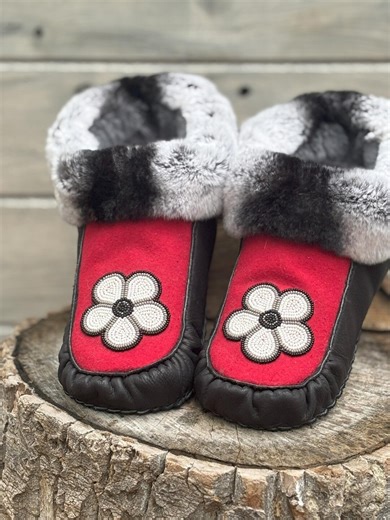 Floral Beaded Moccasins 10.5 Inch - Etsy Canada