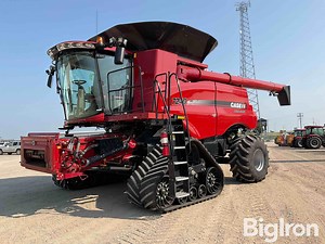 2016 Case IH 7240 2WD Track Combine | Agriculture