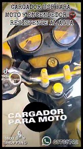 CARGADOR USB PARA MOTO ENCENDEDOR RESISTENTE AL AGUA Precio: 45 Bs. CARACTERÍSTICAS: • Encendedor de cigarros para moto y cargador USB a la vez • Puerto USB el cual es ideal para cargar Smartphone/MP4/GPS y todo dispositivo que desees cargar por USB. • Botón de encendido y apagado del puerto USB • Cuenta con un Led que indica si el cargador está encendido o apagado. • Cubierta impermeable • El dispositivo funciona a 12 Volts • Es fácil y cómodo de instalar ya que incluye accesorios para su insta