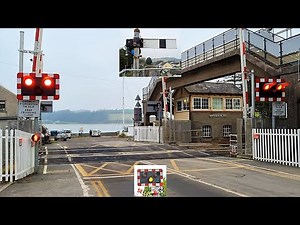 Ferryside Level Crossing, Carmarthenshire