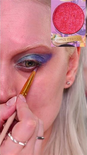 Mixing the sparkles. Blue makeup with Fairytale Europe by Nomad Cosmetics