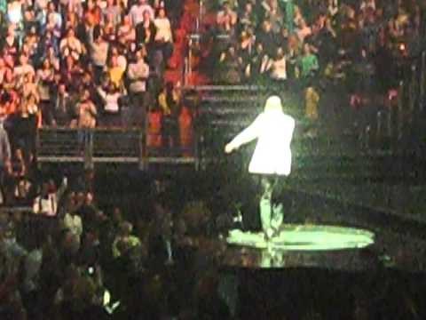Justin Timberlake performing GOGO live in DC