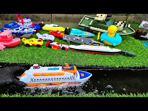 We Test All These Ships With Huge Wave Pushes | Titanic, Cardboard, Fitzgerald vol.95