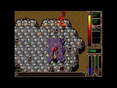 Linux Mint 22.3 Gameplay footage of tyrian 2000