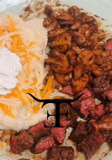 Simple dinner made delicious. Eubanks Farm New York Strip Steaks, mashed potatoes, and sautéed mushrooms. 🥩🥔🍄‍🟫