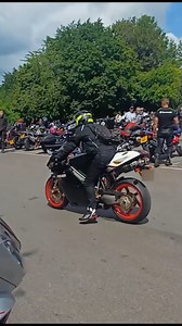 1.3K reactions · 17 shares | Ducati 748 Brands Hatch Edition #explore #explorepage #motorcyclesofinstagram #reels #retrosuperbikes #classic #viral #trending | Retro Superbikes | Facebook