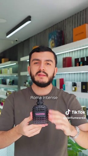 Comparativa entre Valentino Born in Roma Intense y Extradose