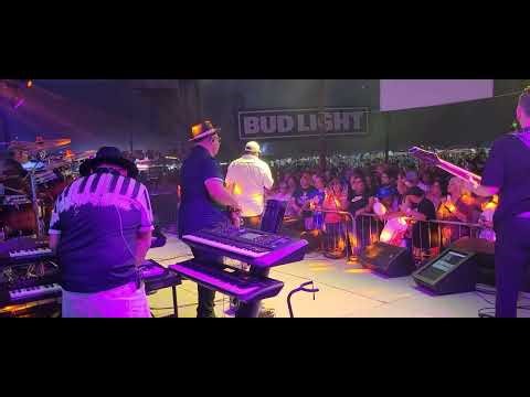 Jay Perez And the Band, Calla by Jimmy Gonzalez y Grupo Mazz