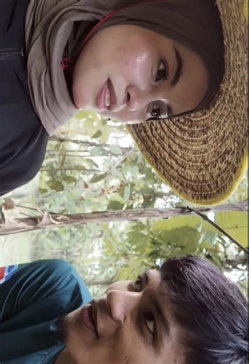 kalau nak tengok amrie gentleman boleh go to YT amriewhatcumei for full video !! @aisyah🦢 @AmrieZaidi #fyp #aisyam #asyam #aiteam