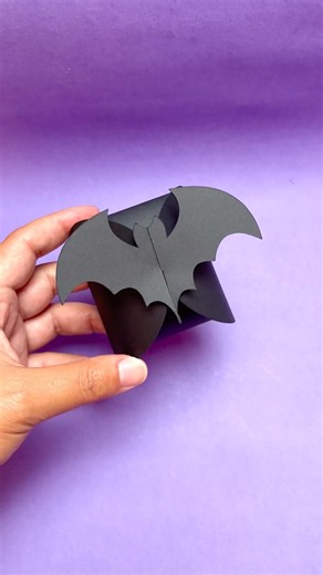 DIY Interlocking Bat Gift Box with Cricut 🦇 | No Glue Needed! #halloween2026 #cricut #nogluecraft