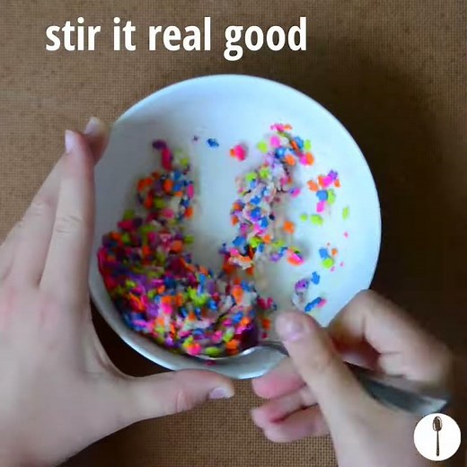 Dinosaur Egg Oatmeal