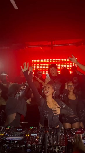 “Vele Uyena” song by Skyla Tylaa, Jazzwrld & Thukuthela is set to drop this Friday. | The Hype Channel