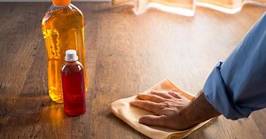 Comment enlever les rayures de son parquet ?