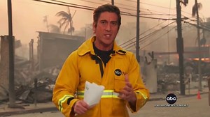 David Muir appears to use clothespin to keep jacket fitted during broadcast