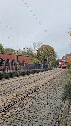 London County Council No.1 'Bluebird' & London Transport No. 1622 Tram.