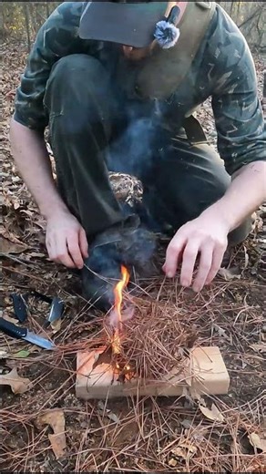 Ferro Rod & Magnesium Block Fire #emergencykit#gethomebag #survival#ferrorod#firestarter#bugout#edc