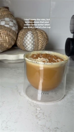 Truly the most stunning latte cups I have ever seen 🤭✨ I normally don’t love open shelving in