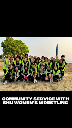 Sacred Heart University Women’s Wrestling on Instagram: "Giving back at soaking up good vibes 😊 We sure enjoyed supporting Sterling House Community Center during their annual 5K ‘Down and Dirty’ obstacle race 🏃‍♀️ Giving back is great! ❤️🤍 #WeAreSHU"