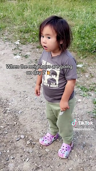 Lmao my baby all nosey staring at the neighbors 🤣 Jkn just for laughs #rezparty #rezkids