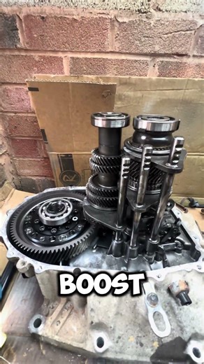 Building a gearbox for a 650hp Honda civic drag car #honda #mechanic #shorts