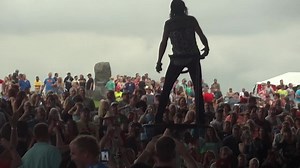 5.8K views · 560 reactions | Foreigner "Juke Box Hero" Jiffy Lube Live; Bristow, VA 7.08.15 #foreignerlive #foreignerband #KellyHansen ☆ https://youtu.be/h4ZWRgQId0o | Kelly_Hansen_fanpage | Facebook