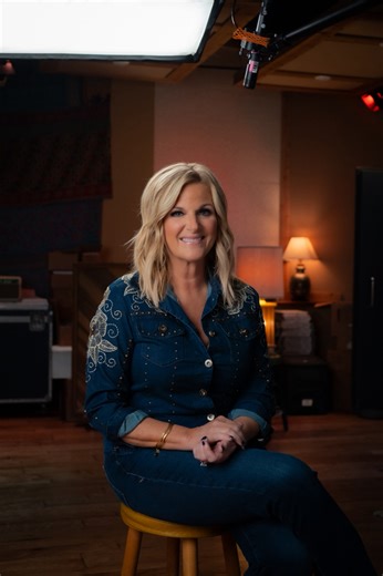 I've found that's the beauty of life - things are hard, and things are easy. But what are we going to do with each moment that comes our way? | Trisha Yearwood