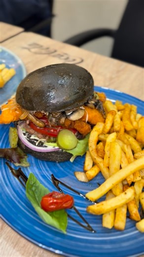 ouss_mengouchi on Instagram: "@oh_burgerr"