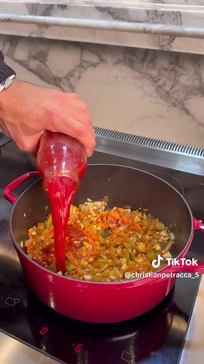 Delicious Minestrone Tortellini Soup Recipe