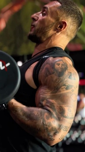 ⚠️FULL VIDEO DROPPED⚠️ 3 Shoulder Press Techniques You Must Use! 💪🏽 #fitness #muscle #gymexercises