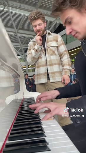 Piano Battle at Chopin Airport - Epic Duel Between Pianists