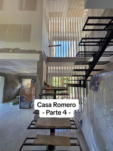 Residencia Romero | San Matías 🌿🏡 Vivir con un puente integrado al diseño no es solo un detalle: es carácter, funcionalidad y una experiencia arquitectónica única en el día a día. En esta vivienda, cada espacio fue pensado para aprovechar la luz natural, la tranquilidad del entorno y una circulación que se siente fluida y especial. Si buscas un hogar privado, fresco y con un ambiente ideal para desconectarte sin alejarte de la ciudad, esta casa te va a encantar. Escríbeme “PUENTE” por mensaje 