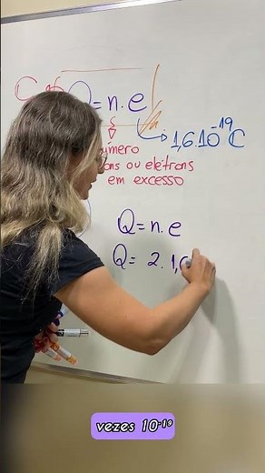Como calcular carga elétrica?