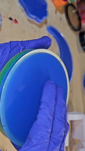 5.5K views · 94 reactions | Hummingbird mold #siliconemold | Art by Tish | Facebook