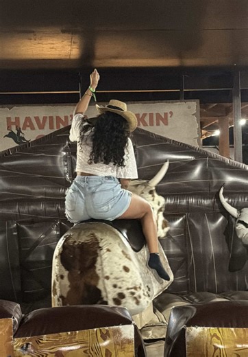 Funny Late Night Activities with Cheating Frog