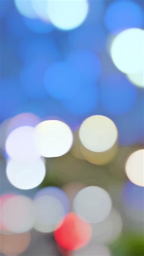 اختيار المشروع المناسب مش قرار عشوائي، ولا المفروض يتم بدون خبرة . لازم يكون معاك بروكر فاهم السوق كويس وعنده معرفة حقيقية بكل المشاريع المطروحة، علشان يقدر يرشح لك المشروع الأنسب لاحتياجاتك ويختار لك الفرصة الصح. وإحنا في شركة الفهد العقارية عندنا خبرة 8 سنوات في السوق العقاري في عجمان، وعارفين تفاصيل المشاريع والفرص المتاحة في السوق. لو حابب تختار وحدتك في مشروع مناسب ليك وبأفضل فرصة استثمارية، تواصل معانا وإحنا هنساعدك تختار القرار الصح .. للتواصل فون او واتساب ع الرقم (( 0581616103 )) #ام_فا