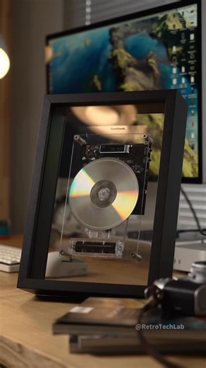 RetroTech Lab | This CD player made nearly 20 years after CDs fell out of fashion #retro #CD #desksetup | Instagram