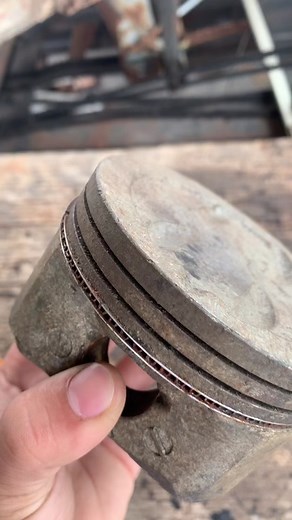 gm 350 piston #trending #mechanic