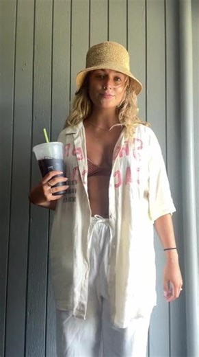 #OOTD whilst fixing grandma her diet coke for the beach... #Shorts #sierraagoodhue