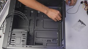 24K views · 434 reactions | i5 12gen Desktop PC တပ်ဆင်ပုံ အပိုင်း-၁ | KIT Computer Training Centre | Facebook