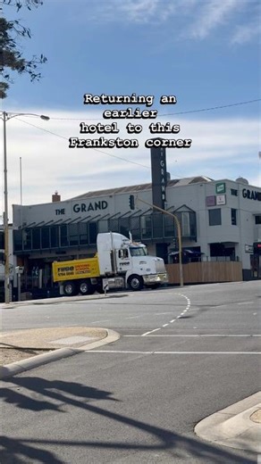 Returning an Earlier Hotel in Frankston
