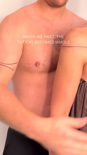 𝚂𝚝𝚎𝚟𝚎𝚗 𝙲. 𝙼𝚊𝚛𝚝𝚒𝚗𝚎𝚣 on Instagram: "Cool idea, great linework… but a little impractical. What do you guys think? #explore #explorepage #tattooartist #tattoo #tatted #tattooideas #viral #tattoos"