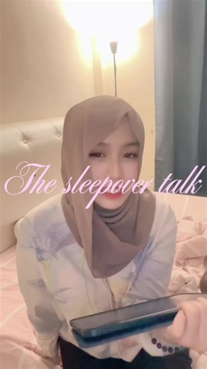 The sleepover talk for tonight 💞 reading to you the essays i write monthly because i love meaning making and expressing them in my writings ^^