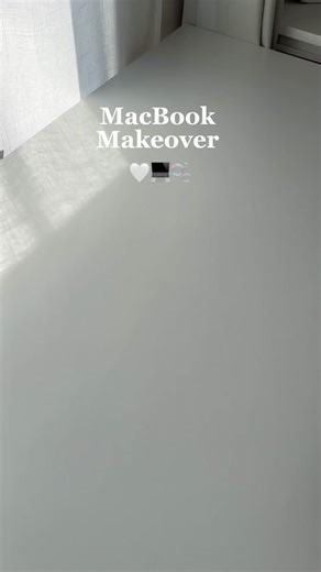 MacBook Air M2 Silver Aesthetic Makeover | Tech with William