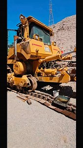 249 reactions | Removing a final drive from a Caterpillar D8T...