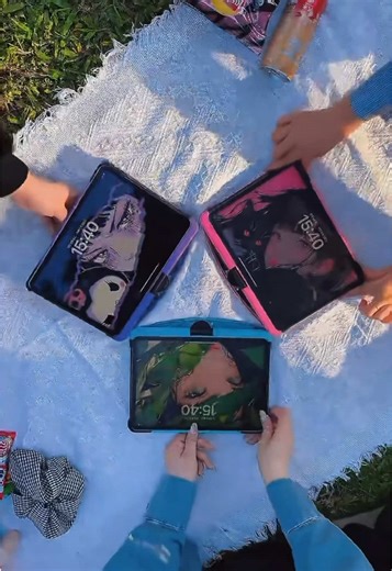 iPad Magic Keyboard Available Now in Exciting Colors